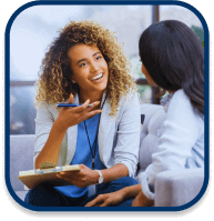 <p><span>Servicios de Salud Mental:</span> Podemos ayudarte a encontrar un especialista en tu país de destino o proveer asistencia virtualmente.</p>